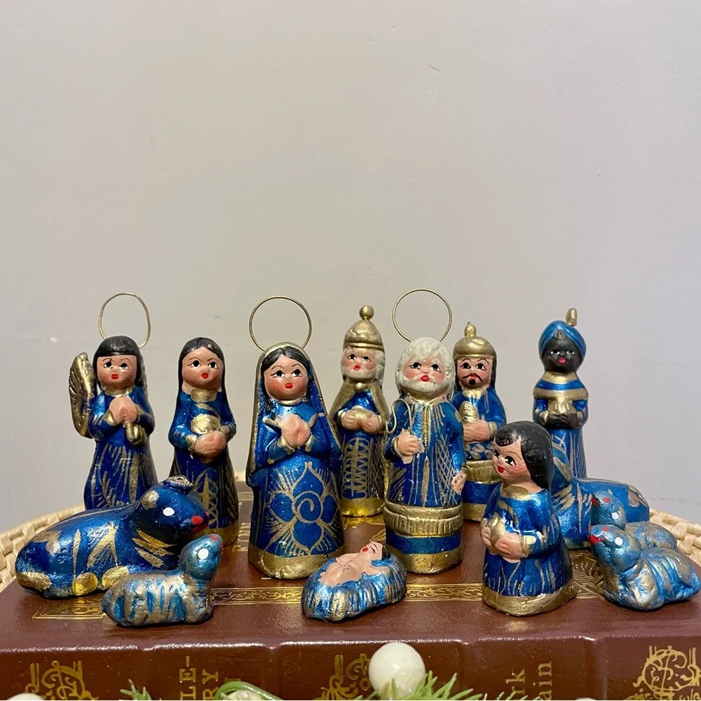 Mexican Folk Art Nativity 14 Piece Set